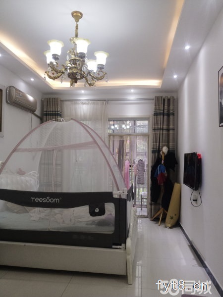 阳光华府 一楼带院 精装 七小 二初